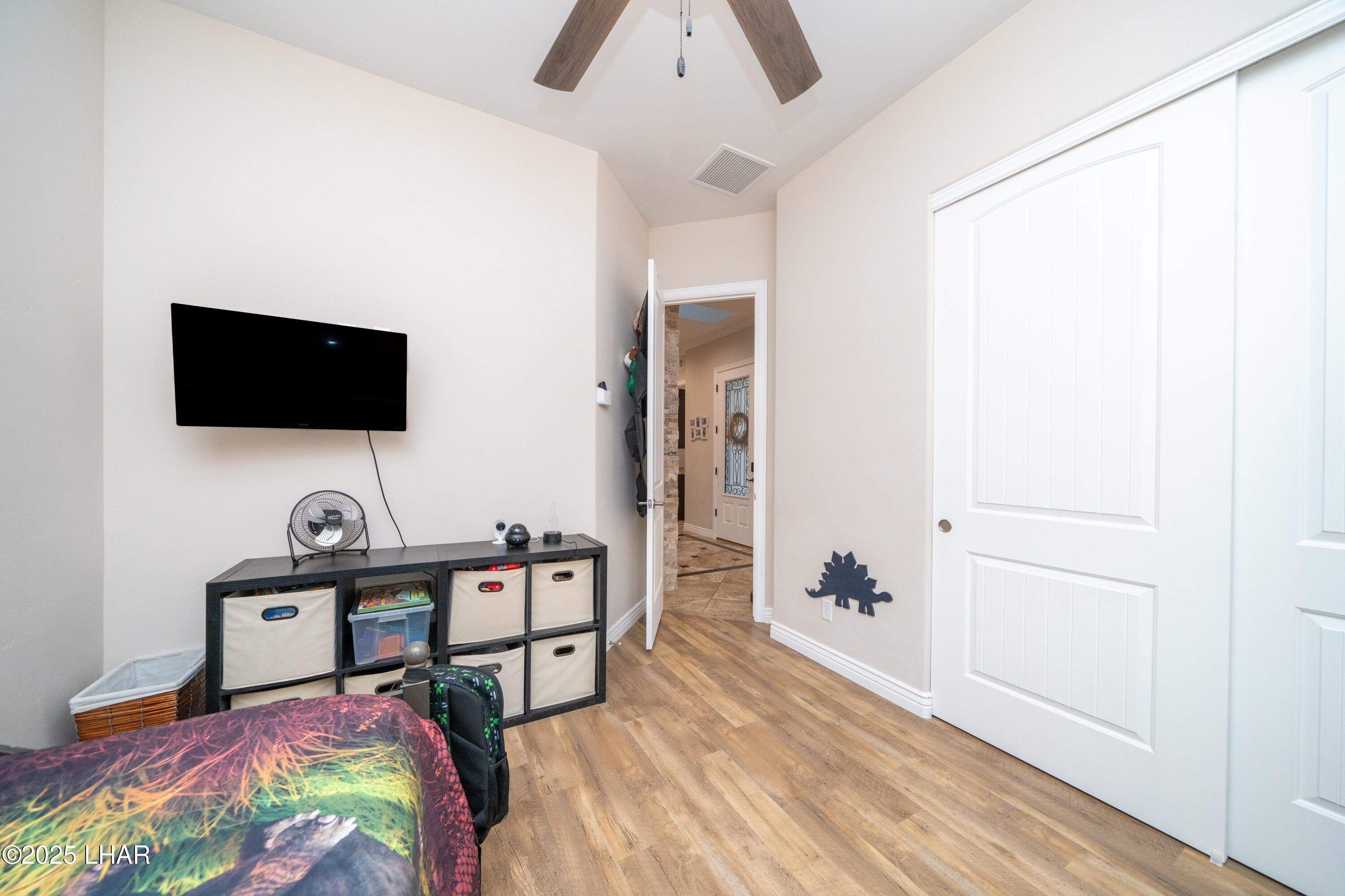 Lake Havasu City, Arizona, 86403, United States, 3 Bedrooms Bedrooms, ,4 BathroomsBathrooms,Residential,For Sale,1827027