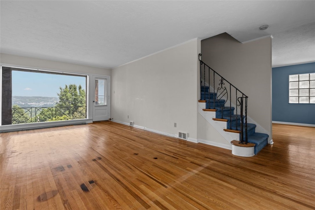 Squirrel Hill, Pennsylvania, 15217, United States, 5 Bedrooms Bedrooms, ,4 BathroomsBathrooms,Residential,For Sale,1956769