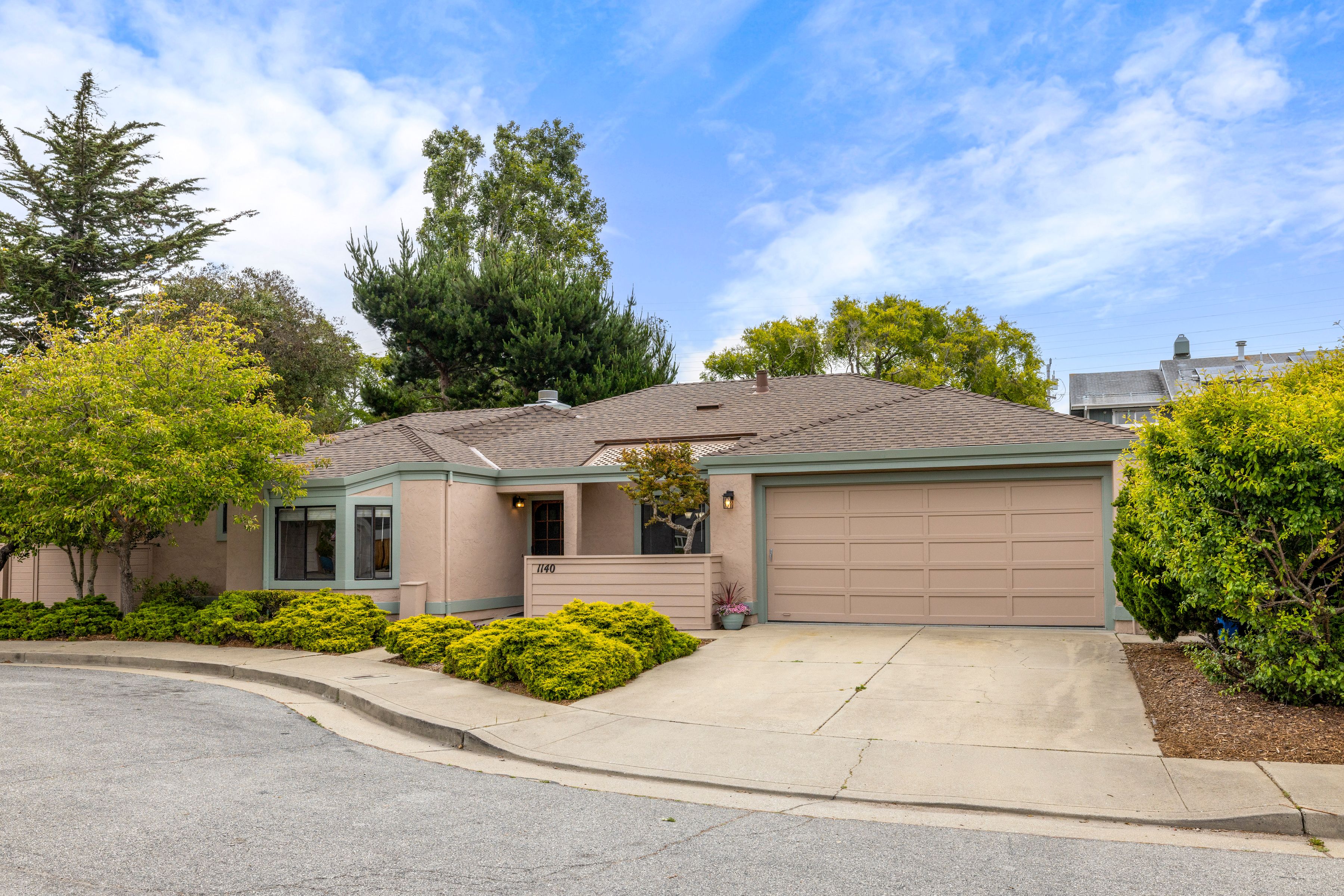  1140 Kimberly Court, Seaside - 物件實景