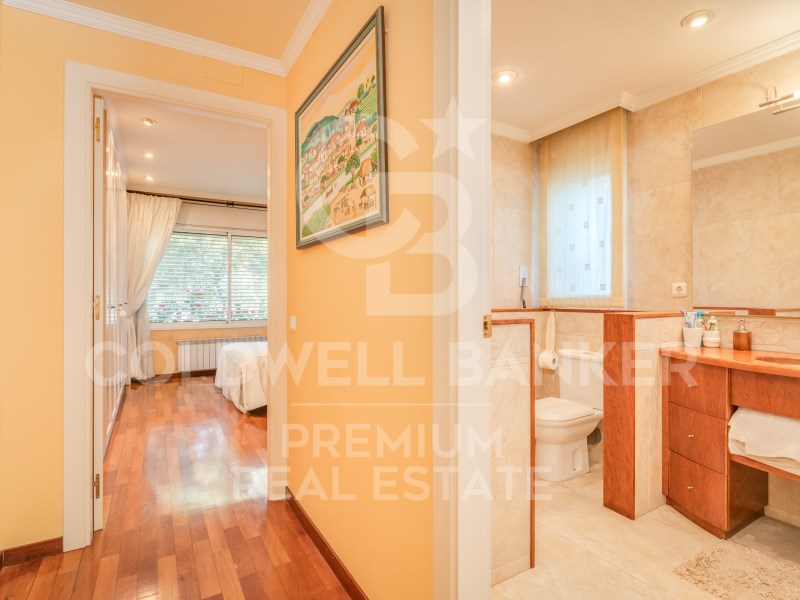 Sant Cugat del Vallès, Catalonia, ES, 5 Bedrooms Bedrooms, ,5 BathroomsBathrooms,Residential,For Sale,1529561