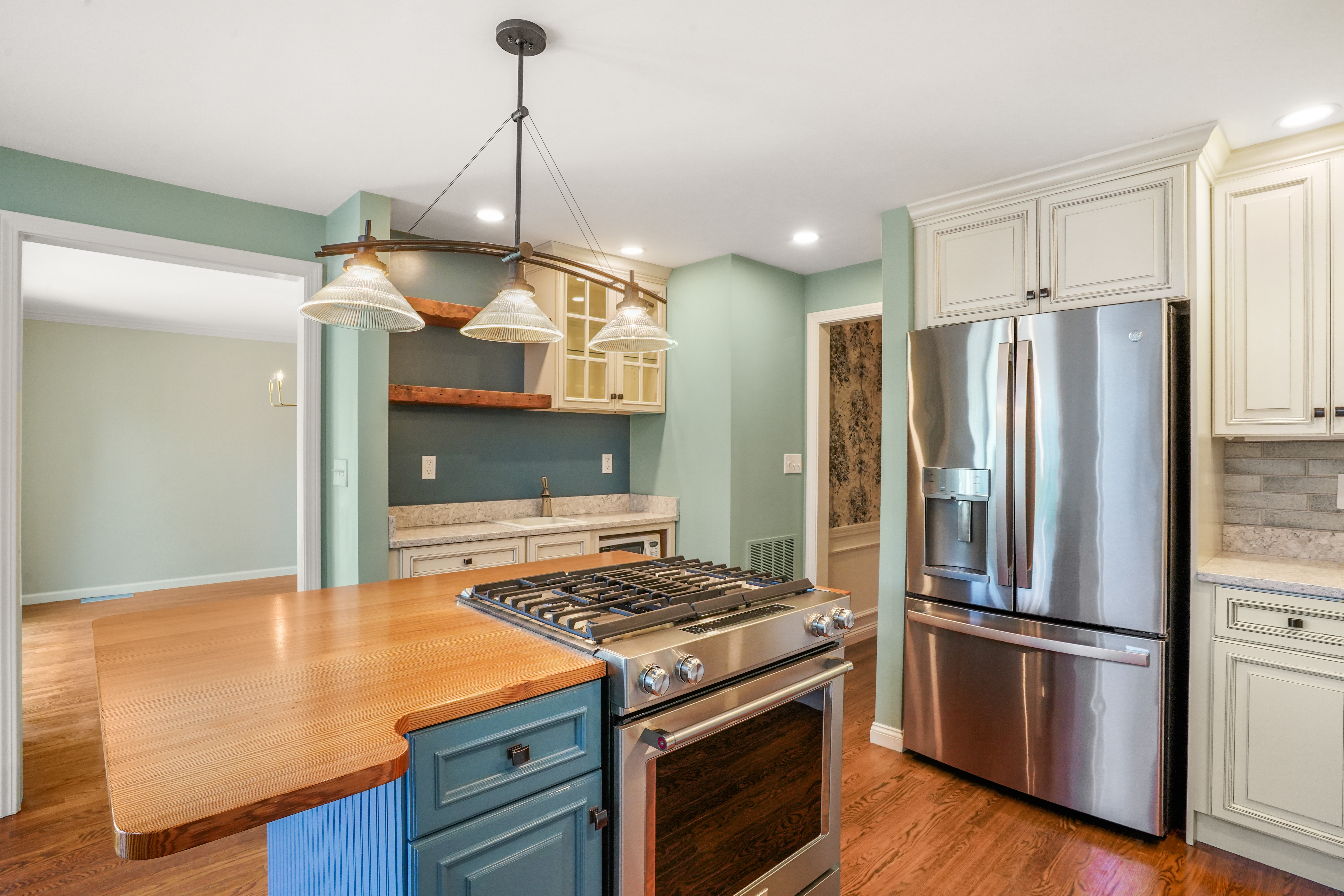 22 Floret Circle, Hingham, MA, 02043 - 物件實景