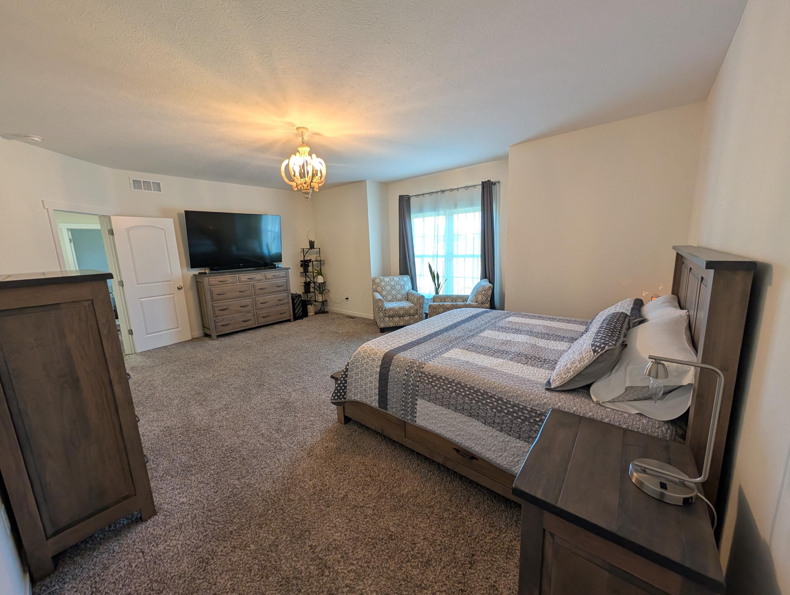 Orient, Ohio, 43146, United States, 4 Bedrooms Bedrooms, ,3 BathroomsBathrooms,Residential,For Sale,1990244