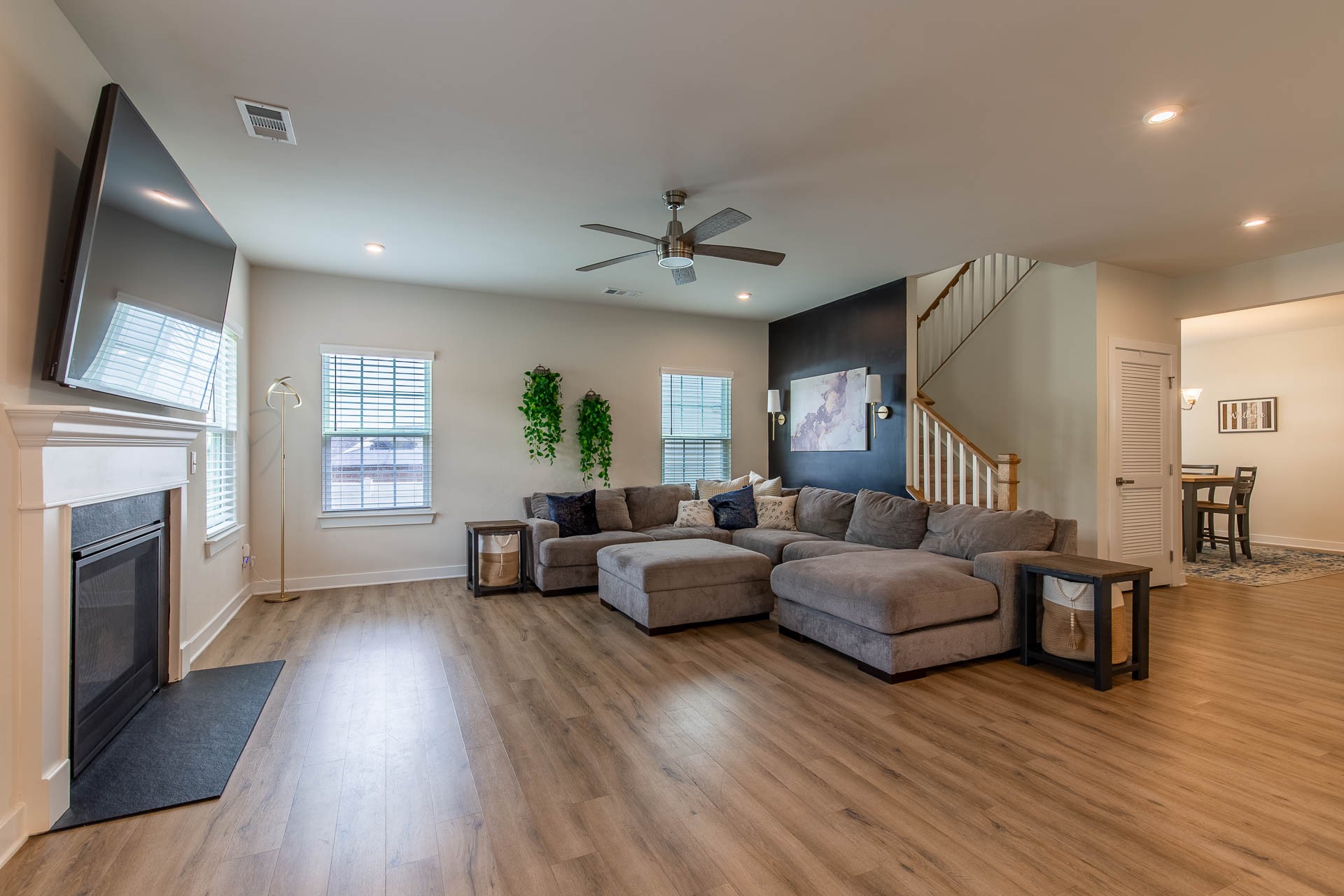 Smyrna, Tennessee, 37167, United States, 5 Bedrooms Bedrooms, ,4 BathroomsBathrooms,Residential,For Sale,1848670
