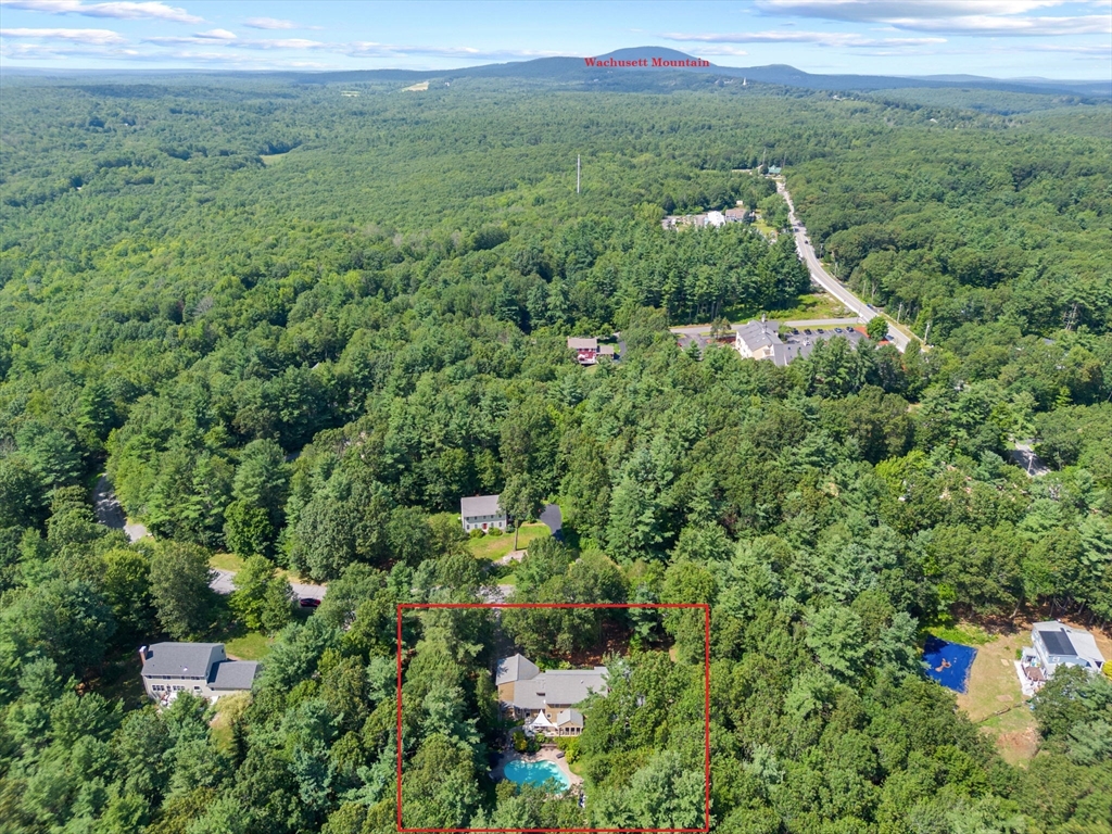 Princeton, Massachusetts, 01541, United States, 4 Bedrooms Bedrooms, ,4 BathroomsBathrooms,Residential,For Sale,2005212