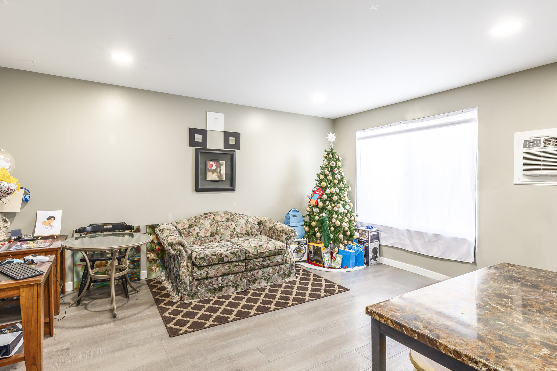  Well-Maintained Four-Unit Property with Exceptional Investment Potential - 物件實景
