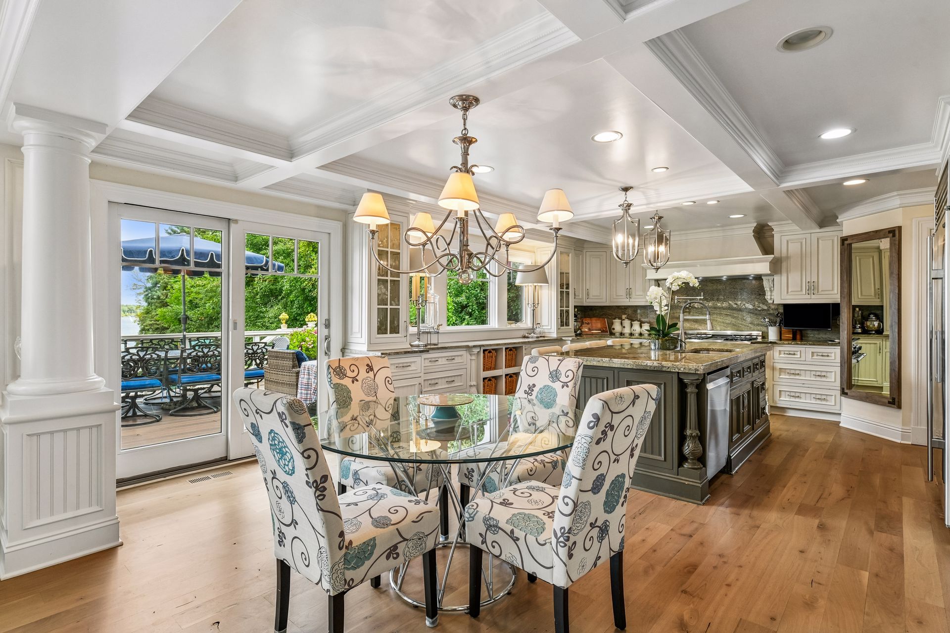  Timeless Luxury Along Lake Minnetonka’s Shoreline - 物件實景