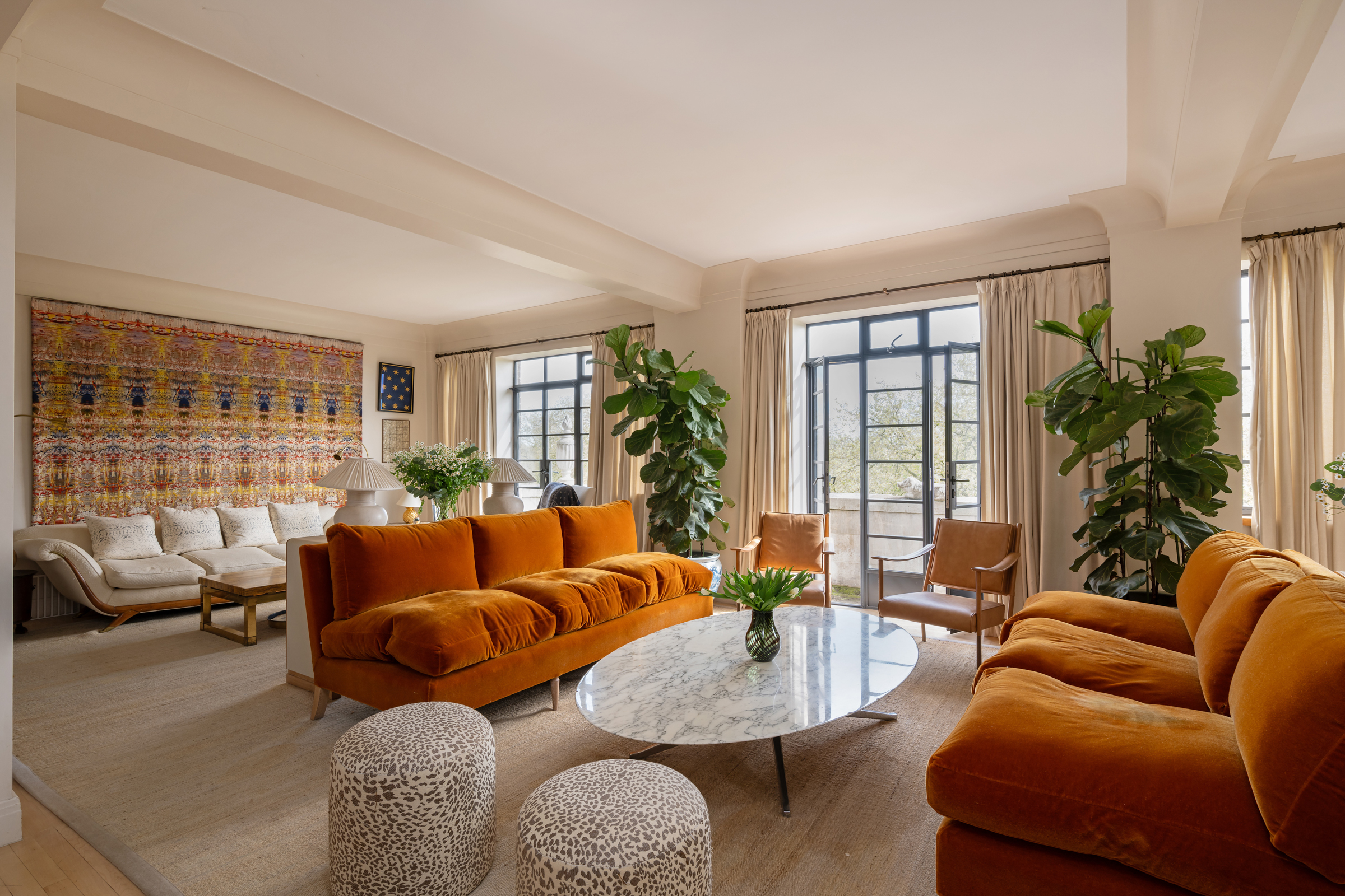  Fabulous fifth floor four bedroom apartment - 物件實景