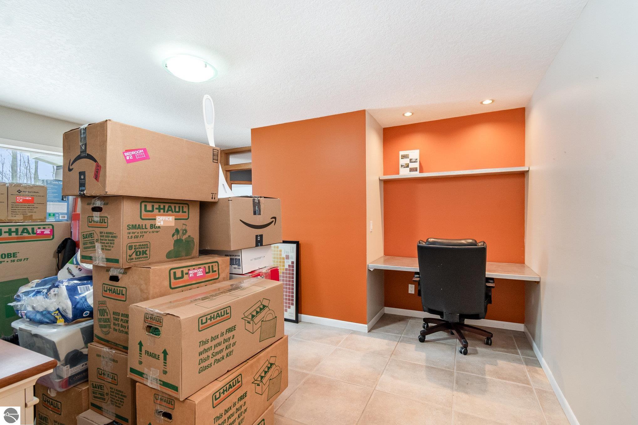 Alma, Michigan, 48801, United States, 5 Bedrooms Bedrooms, ,4 BathroomsBathrooms,Residential,For Sale,2000371