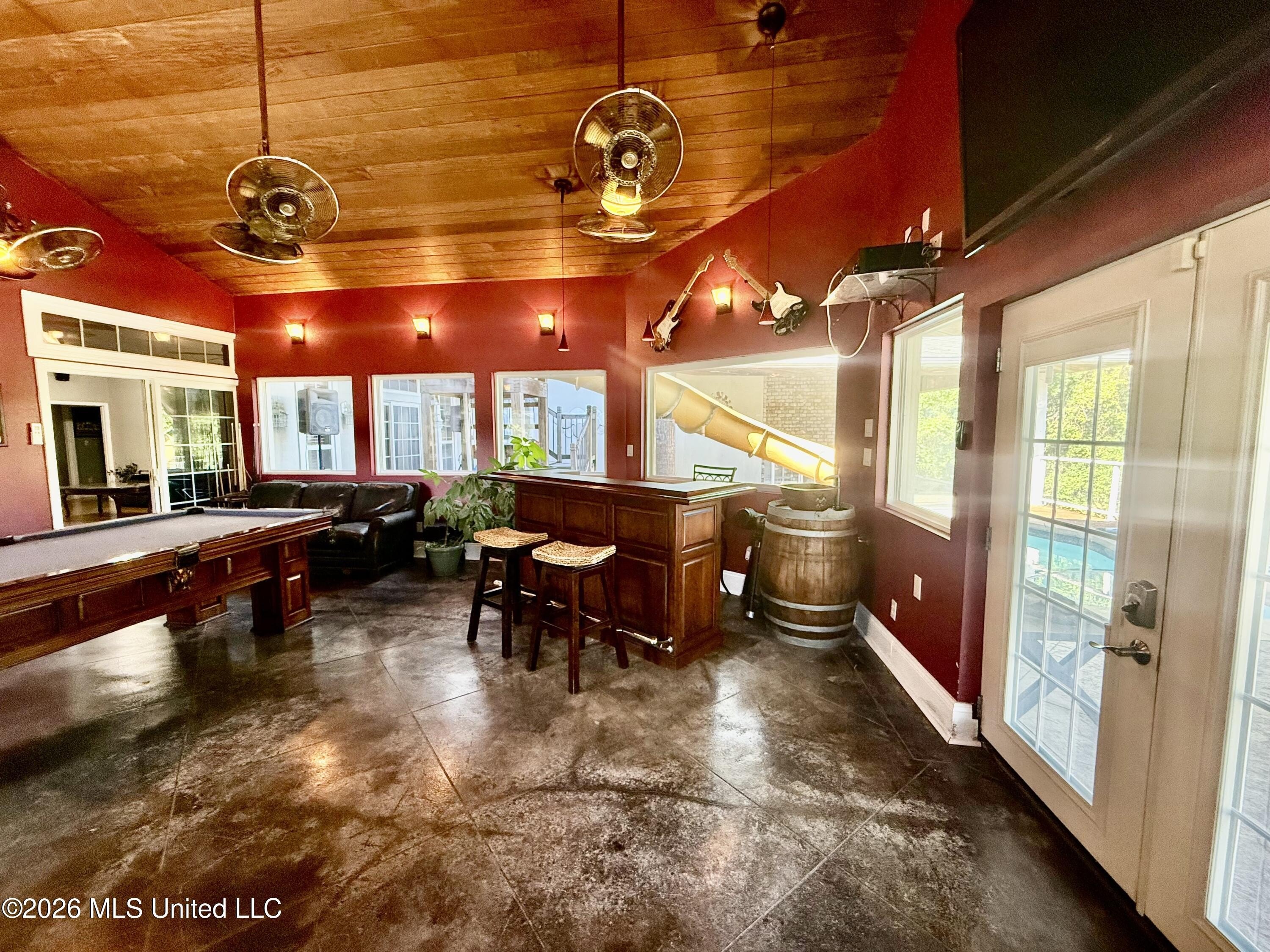 Biloxi, Mississippi, 39532, United States, 5 Bedrooms Bedrooms, ,5 BathroomsBathrooms,Residential,For Sale,2020619