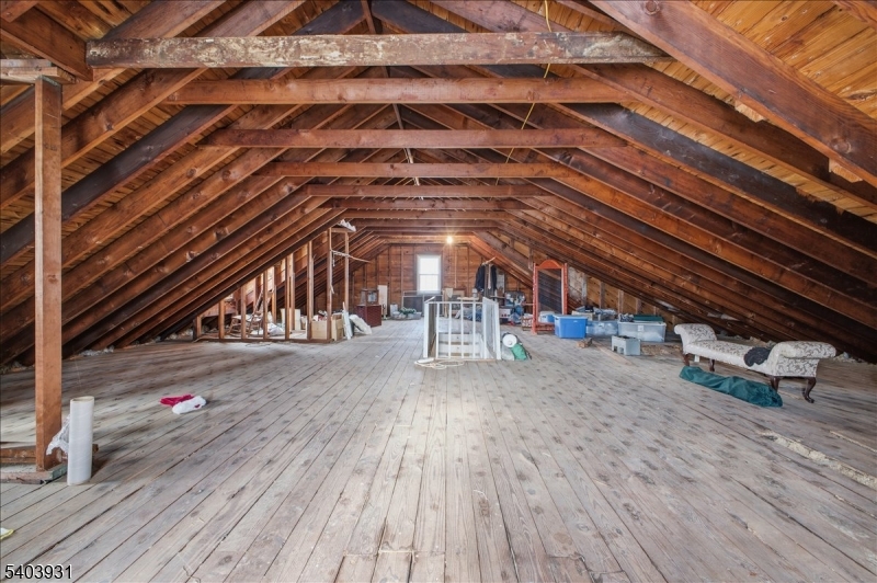 Stirling, New Jersey, 07980, United States, 3 Bedrooms Bedrooms, ,2 BathroomsBathrooms,Residential,For Sale,2008105