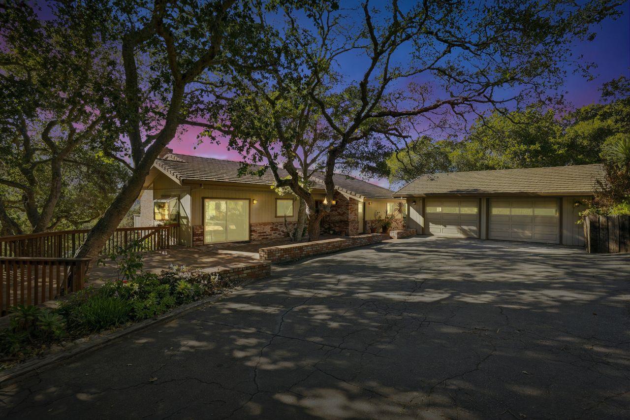 Carmel Valley, California, 93924, United States, 4 Bedrooms Bedrooms, ,3 BathroomsBathrooms,Residential,For Sale,1991028