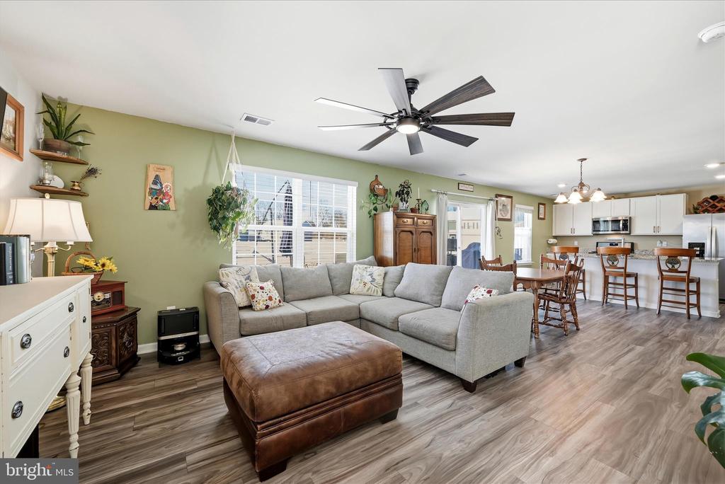 Berryville, Virginia, 22611, United States, 4 Bedrooms Bedrooms, ,3 BathroomsBathrooms,Residential,For Sale,2015067