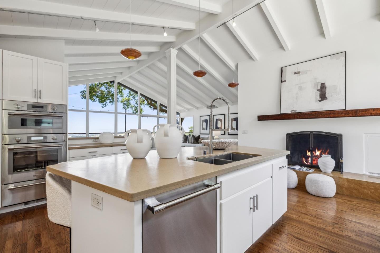 Portola Valley, California, 94028, United States, 6 Bedrooms Bedrooms, ,6 BathroomsBathrooms,Residential,For Sale,1917996