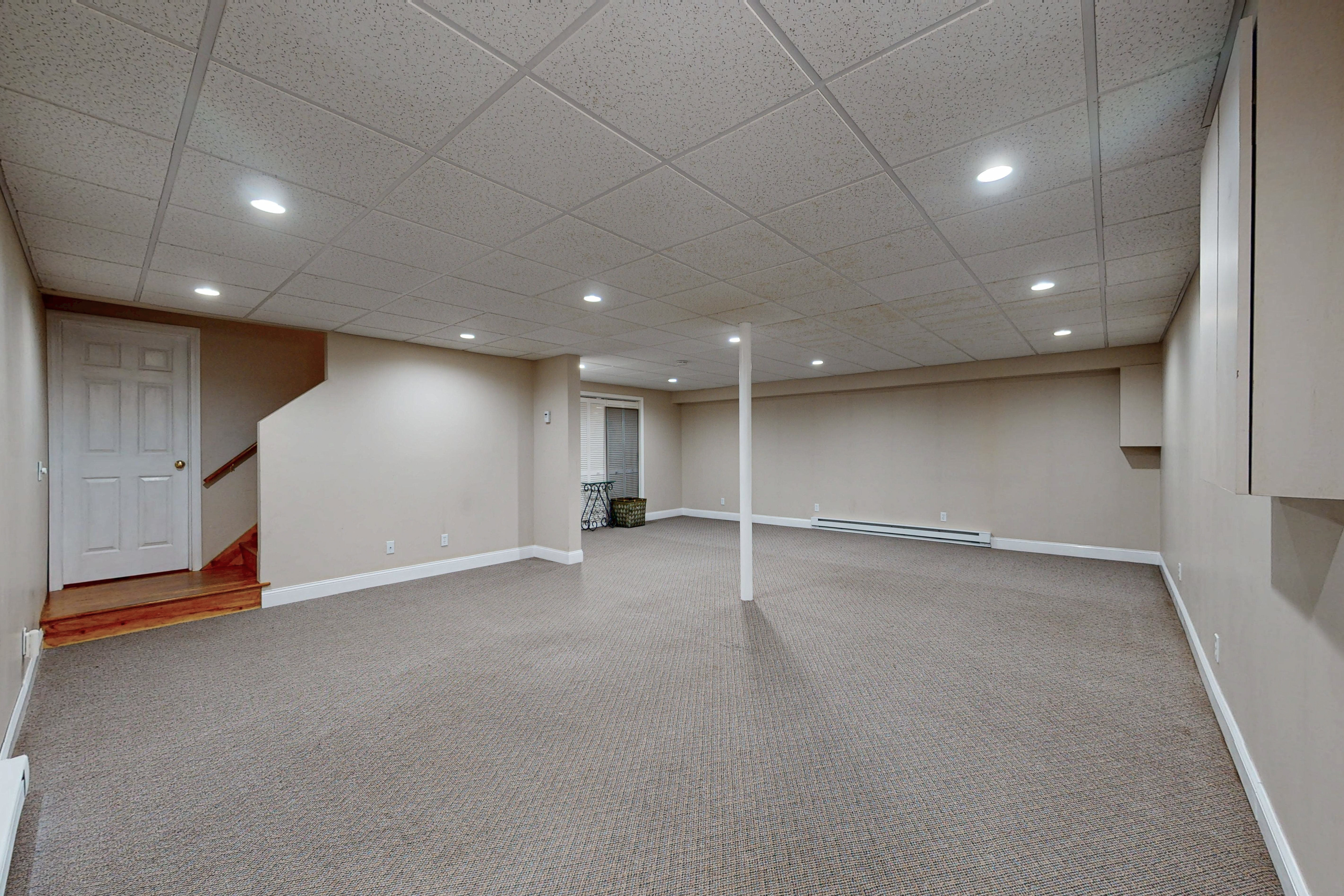  Stunning Colonial on Danbury