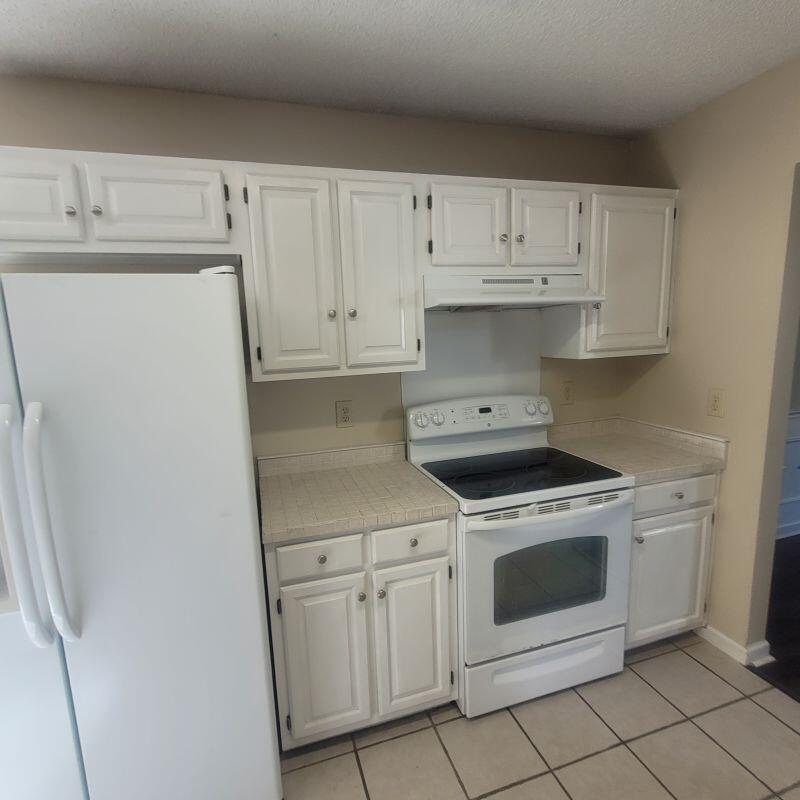 Mount Pleasant, South Carolina, 29464, United States, 3 Bedrooms Bedrooms, ,4 BathroomsBathrooms,Residential,For Sale,1840079