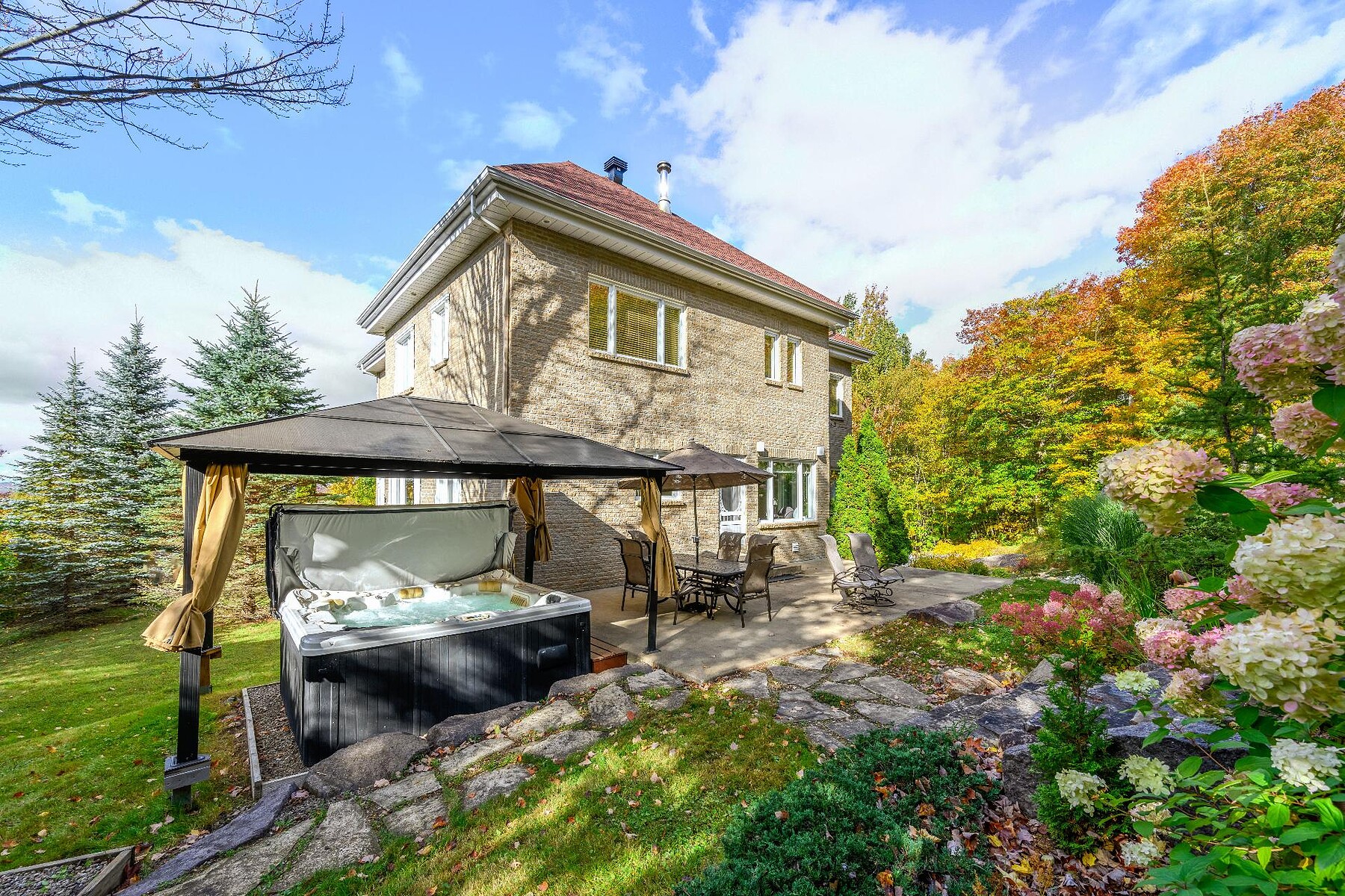  Sainte-Anne-des-Lacs, Laurentides - 物件實景