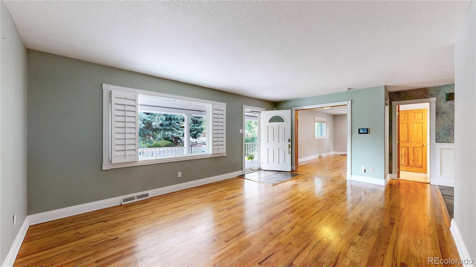 Lakewood, Colorado, 80228, United States, 5 Bedrooms Bedrooms, ,1 BathroomBathrooms,Residential,For Sale,1949485