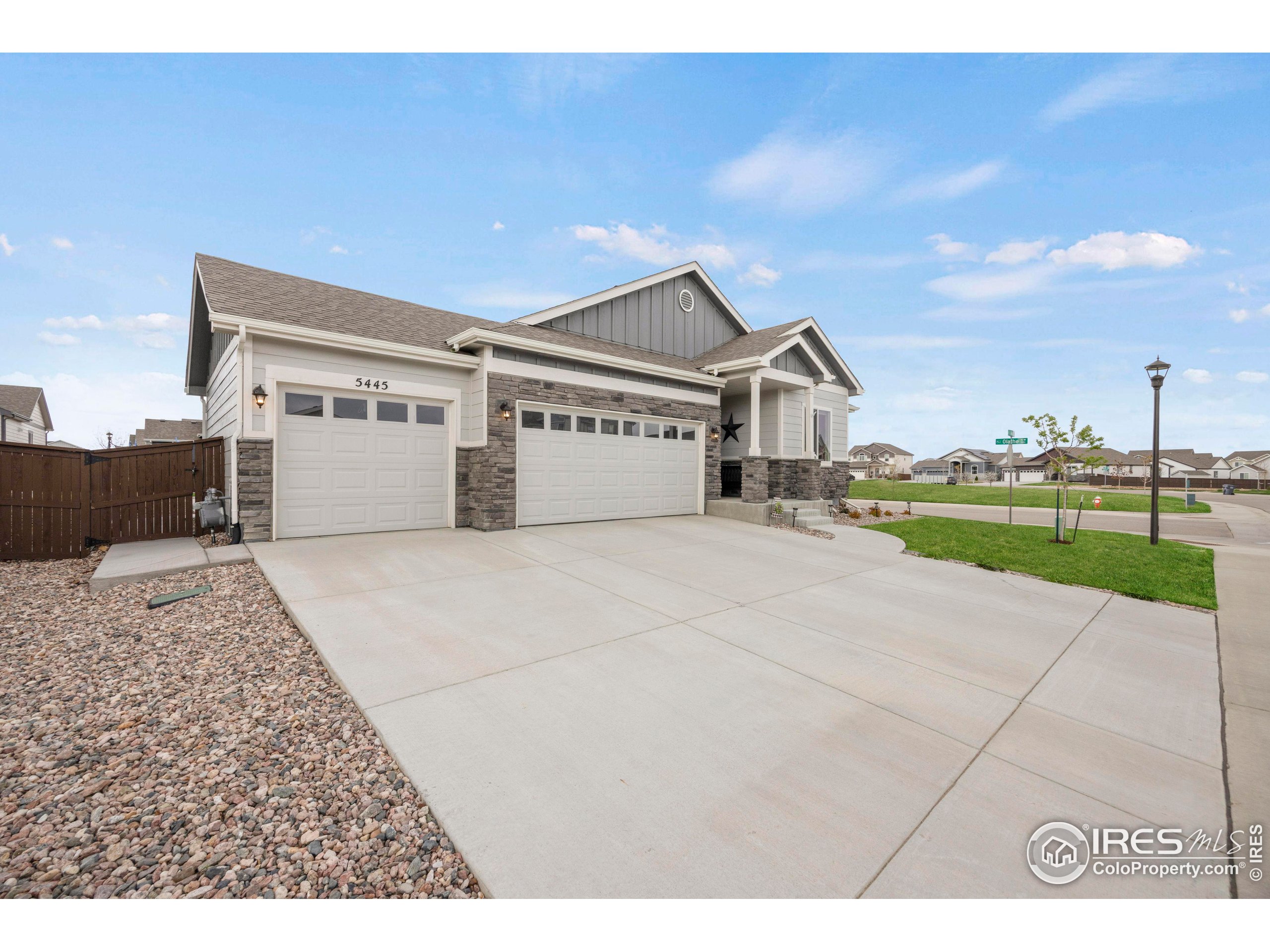 Loveland, Colorado, 80538, United States, 5 Bedrooms Bedrooms, ,3 BathroomsBathrooms,Residential,For Sale,1970199