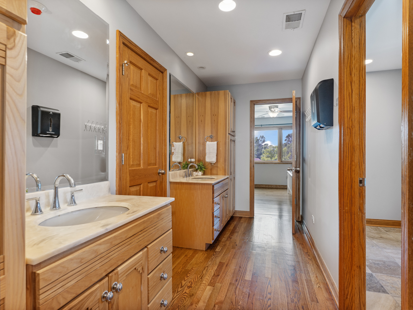 Frankfort, Illinois, 60423, United States, 8 Bedrooms Bedrooms, ,7 BathroomsBathrooms,Residential,For Sale,1911769