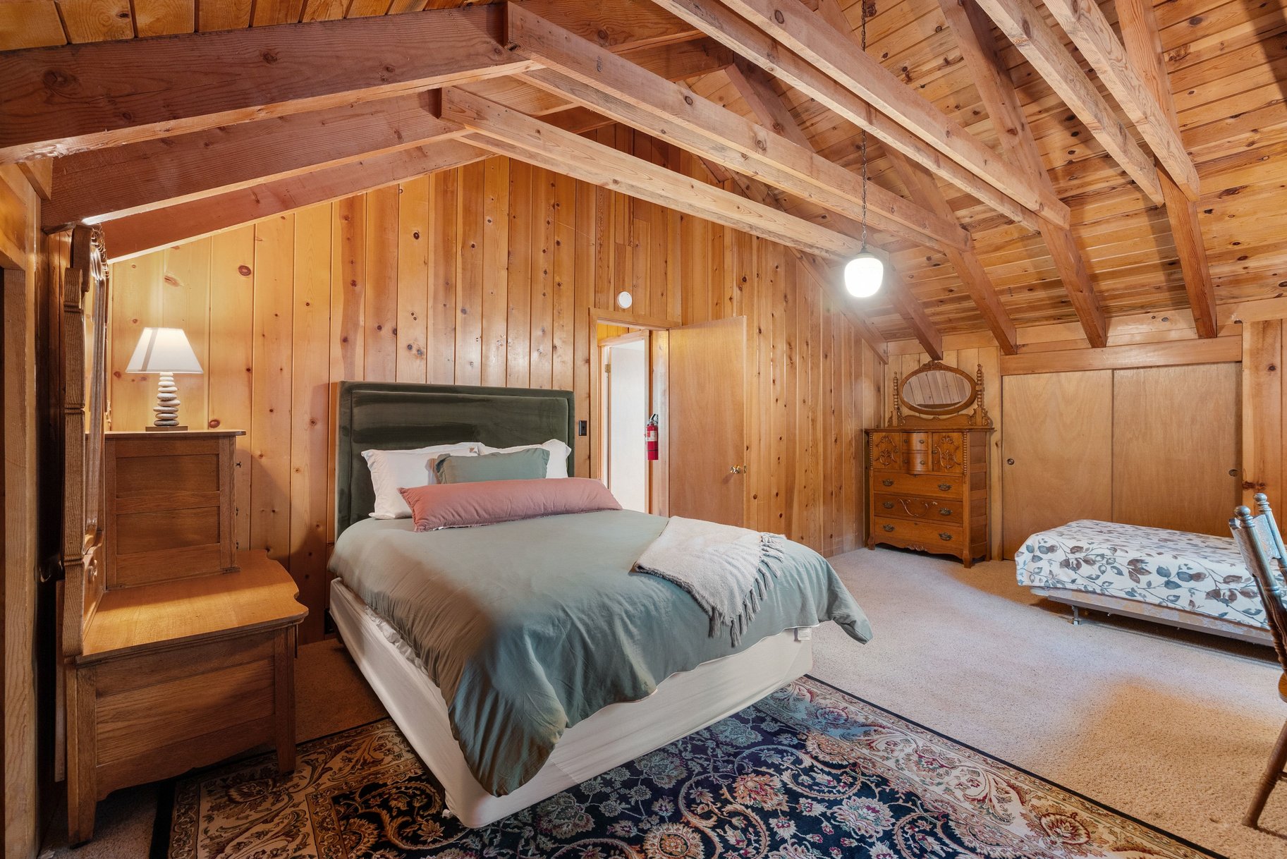  Classic Bert Anderson Cabin in Tahoe City - 物件實景