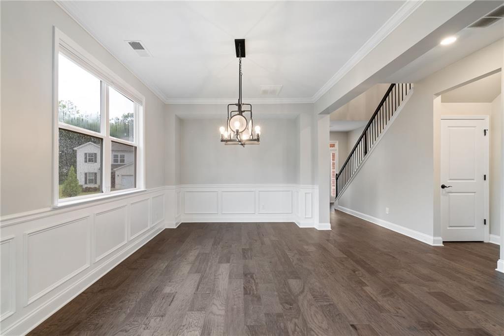 Buford, Georgia, 30519, United States, 5 Bedrooms Bedrooms, ,4 BathroomsBathrooms,Residential,For Sale,1896602