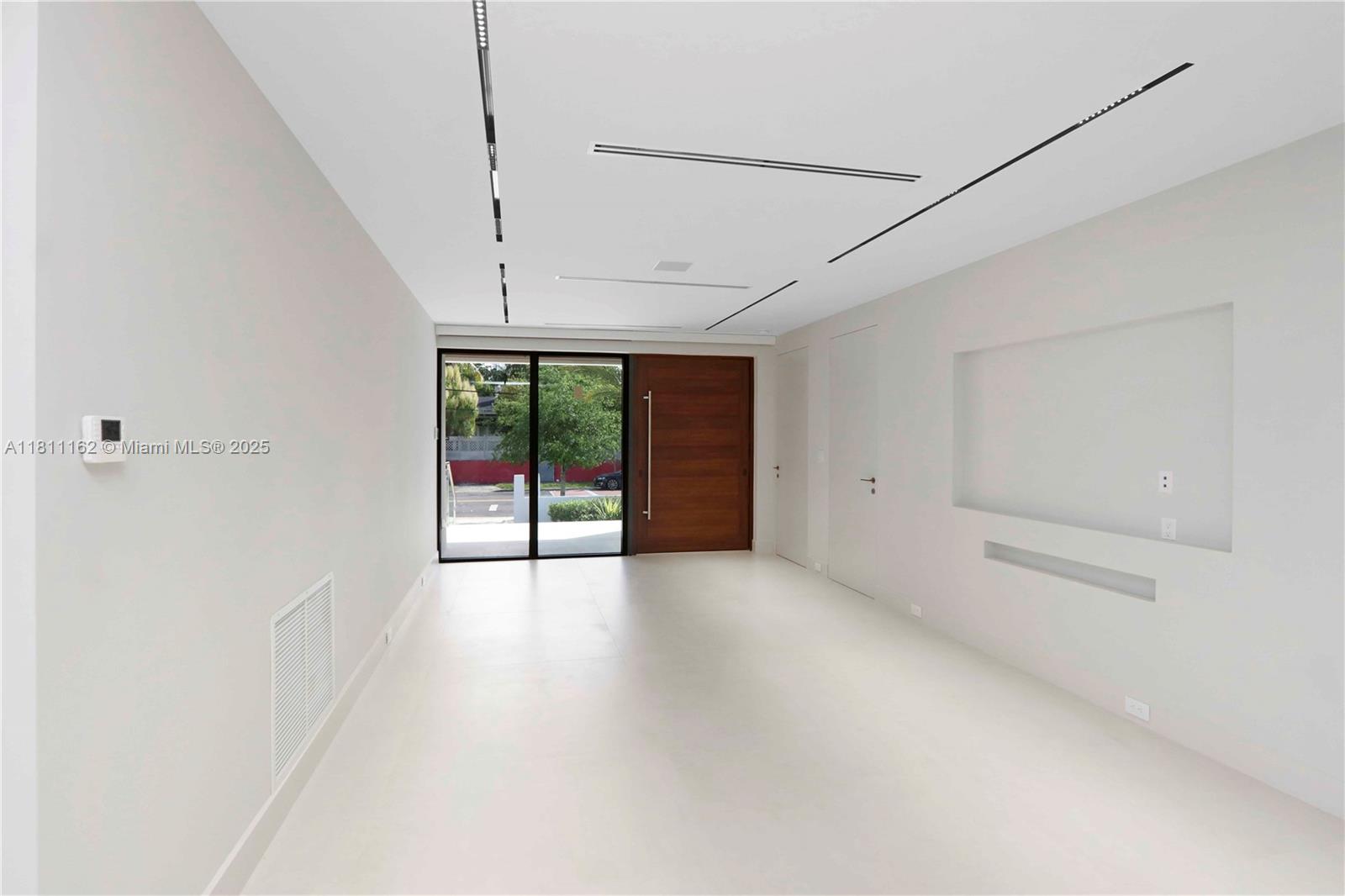 Miami, Florida, 33129, United States, 4 Bedrooms Bedrooms, ,5 BathroomsBathrooms,Residential,For Sale,1839083