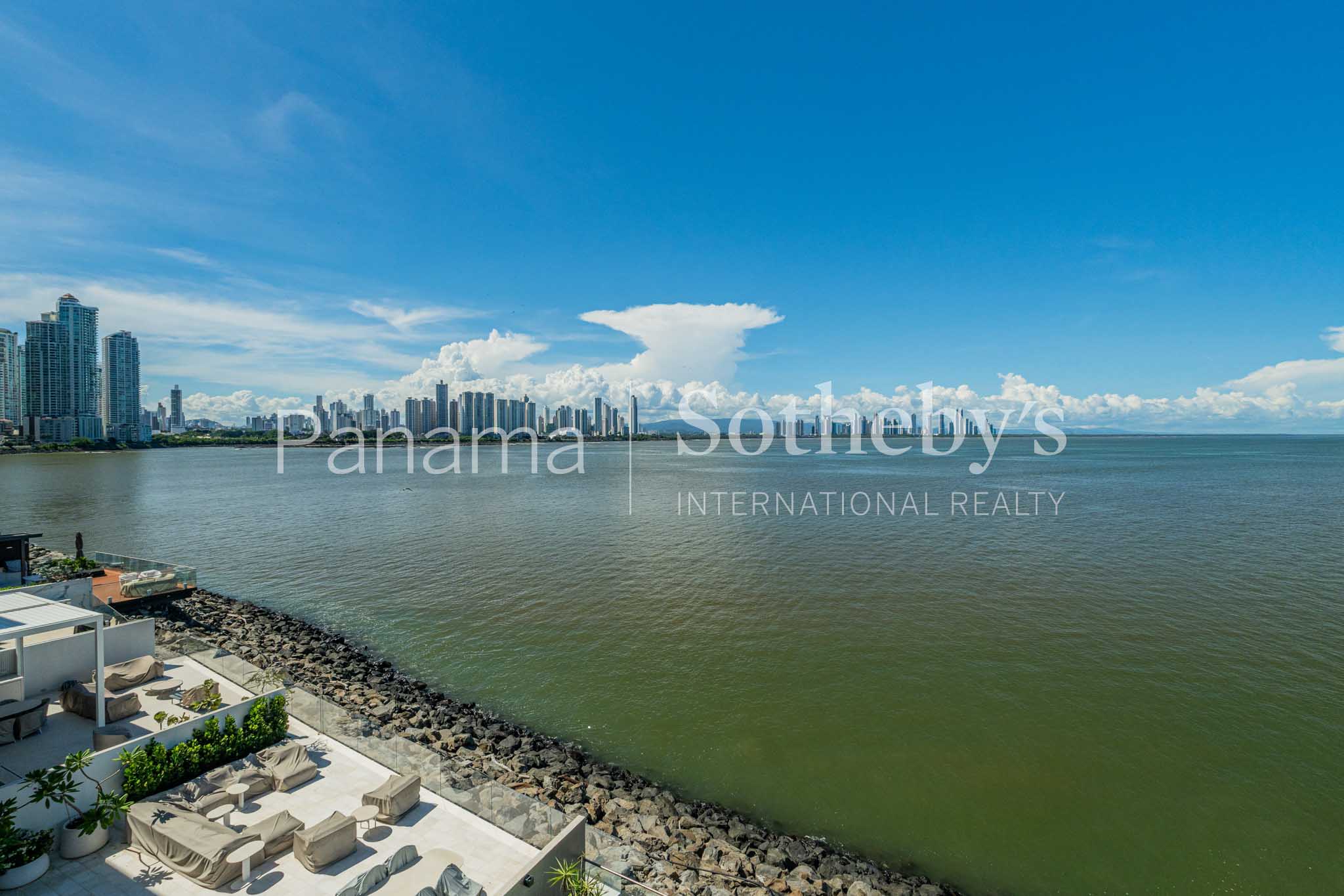  Three-Bedroom Furnished Waterfront Residence  Ocean Villa, Ocean Reef Islands - 物件實景