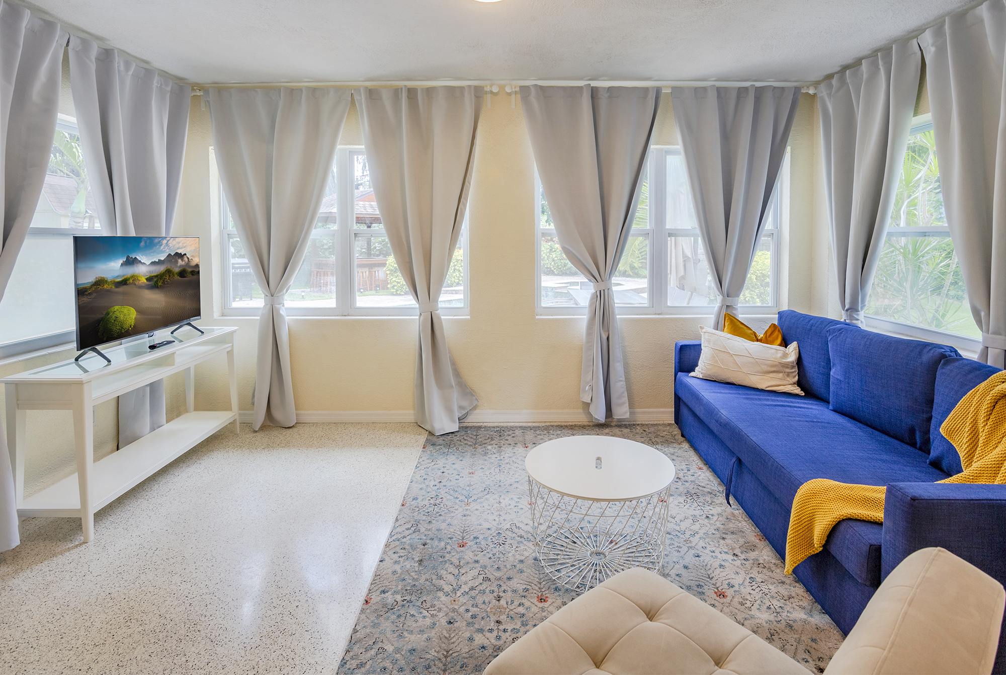 Largo, Florida, 33770, United States, 2 Bedrooms Bedrooms, ,2 BathroomsBathrooms,Residential,For Sale,1979255