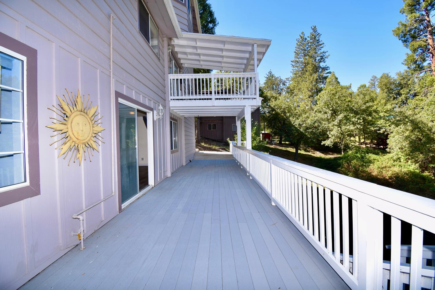 Oakhurst, California, 93644, United States, 4 Bedrooms Bedrooms, ,3 BathroomsBathrooms,Residential,For Sale,1984203