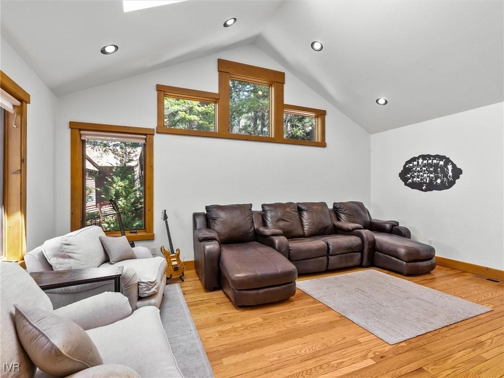 Glenbrook, Nevada, 89413, United States, 5 Bedrooms Bedrooms, ,4 BathroomsBathrooms,Residential,For Sale,1897803