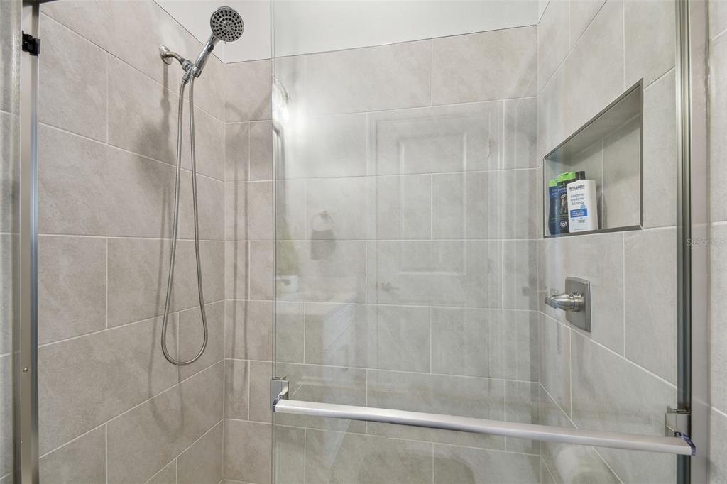 Sarasota, Florida, 34237, United States, 3 Bedrooms Bedrooms, ,4 BathroomsBathrooms,Residential,For Sale,1862311