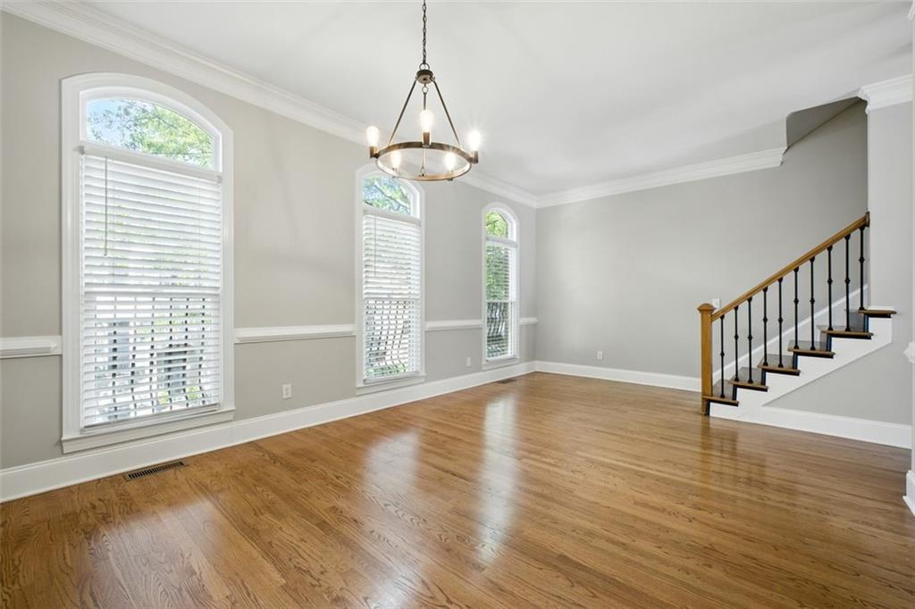 Roswell, Georgia, 30076, United States, 4 Bedrooms Bedrooms, ,4 BathroomsBathrooms,Residential,For Sale,1917111