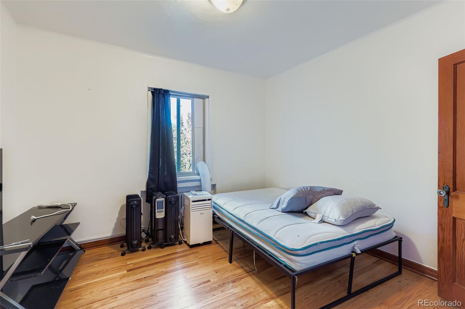 Denver, Colorado, 80205, United States, 3 Bedrooms Bedrooms, ,1 BathroomBathrooms,Residential,For Sale,1969232