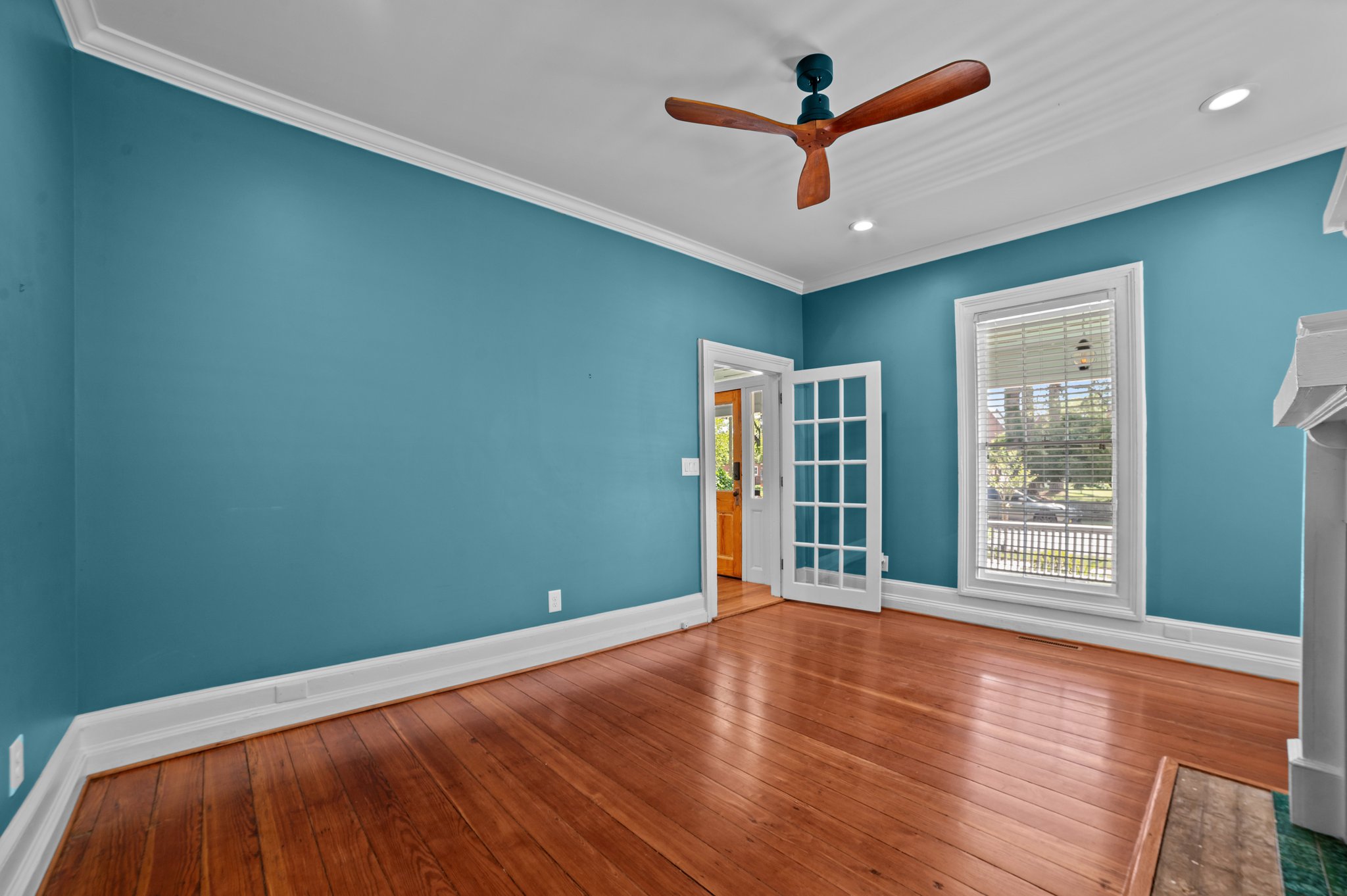 Washington, North Carolina, 27889, United States, 5 Bedrooms Bedrooms, ,3 BathroomsBathrooms,Residential,For Sale,1869236