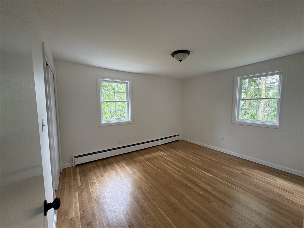 Lowell, Massachusetts, 01852, United States, 4 Bedrooms Bedrooms, ,3 BathroomsBathrooms,Residential,For Sale,1885634