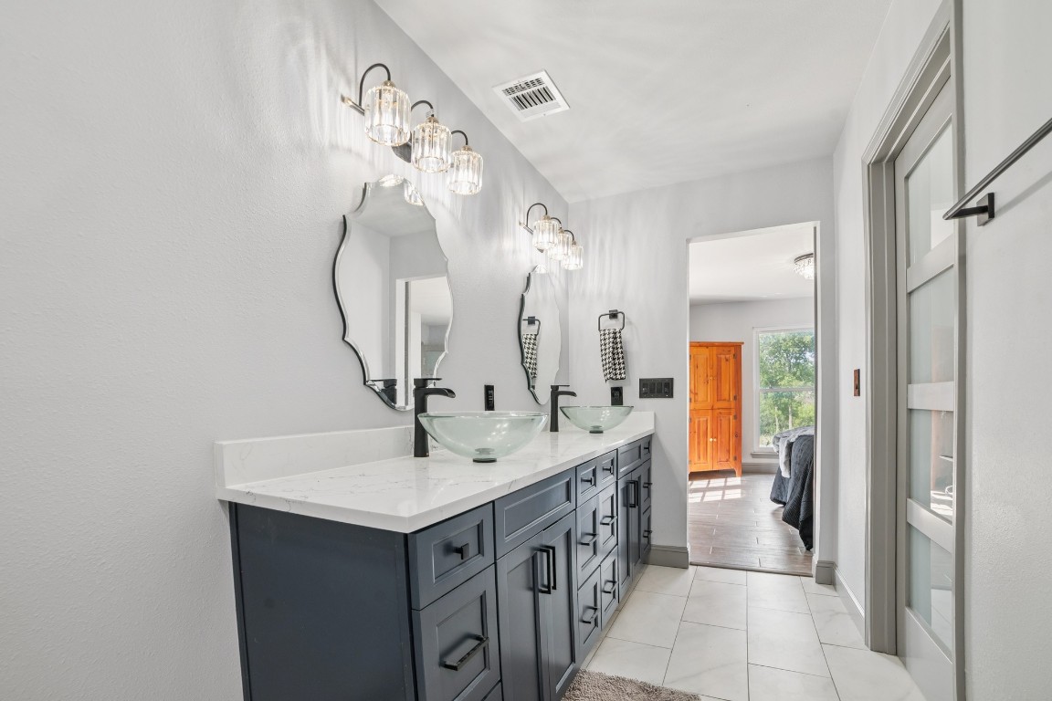 Austin, Texas, 78736, United States, 3 Bedrooms Bedrooms, ,2 BathroomsBathrooms,Residential,For Sale,1849915