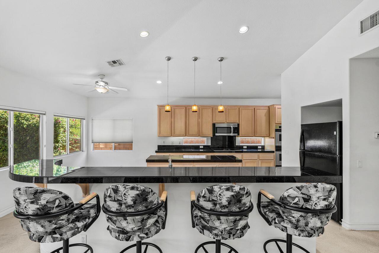 Indio, California, 92201, United States, 3 Bedrooms Bedrooms, ,3 BathroomsBathrooms,Residential,For Sale,1955599