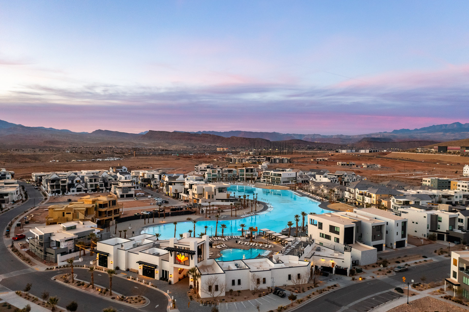  Short Term Rental Opportunity In Desert Color - 物件實景