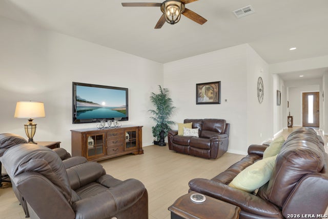 New Braunfels, Texas, 78132, United States, 4 Bedrooms Bedrooms, ,3 BathroomsBathrooms,Residential,For Sale,2025868