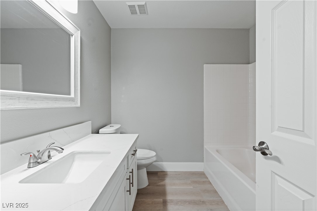North Las Vegas, Nevada, 89031, United States, 4 Bedrooms Bedrooms, ,2 BathroomsBathrooms,Residential,For Sale,1947196