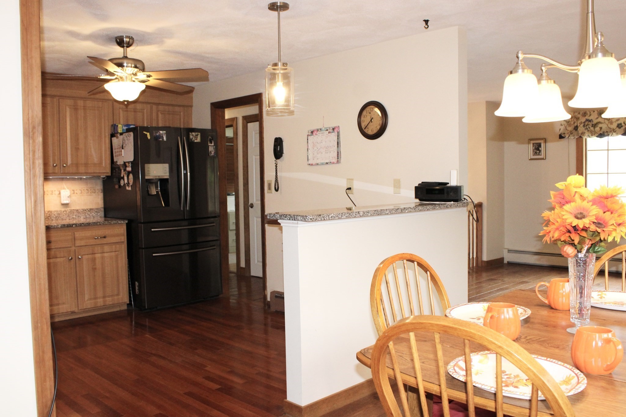 Woburn, Massachusetts, 01801, United States, 4 Bedrooms Bedrooms, ,2 BathroomsBathrooms,Residential,For Sale,1979204