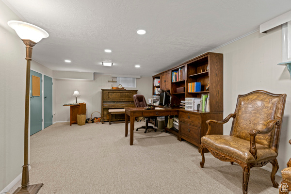 Uintah, Utah, 84403, United States, 4 Bedrooms Bedrooms, ,1 BathroomBathrooms,Residential,For Sale,1874863