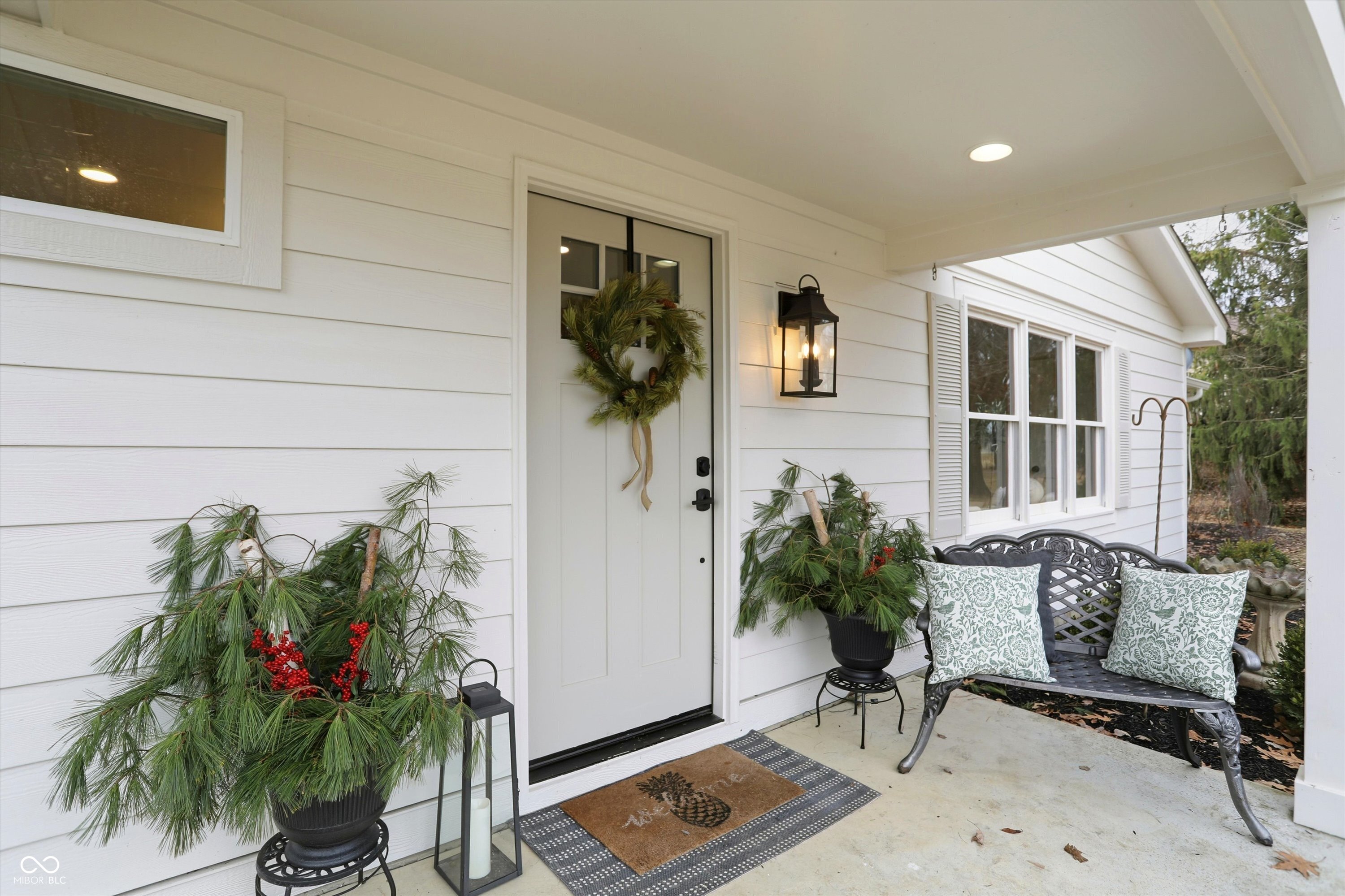 Zionsville, Indiana, 46077, United States, 3 Bedrooms Bedrooms, ,2 BathroomsBathrooms,Residential,For Sale,2008778