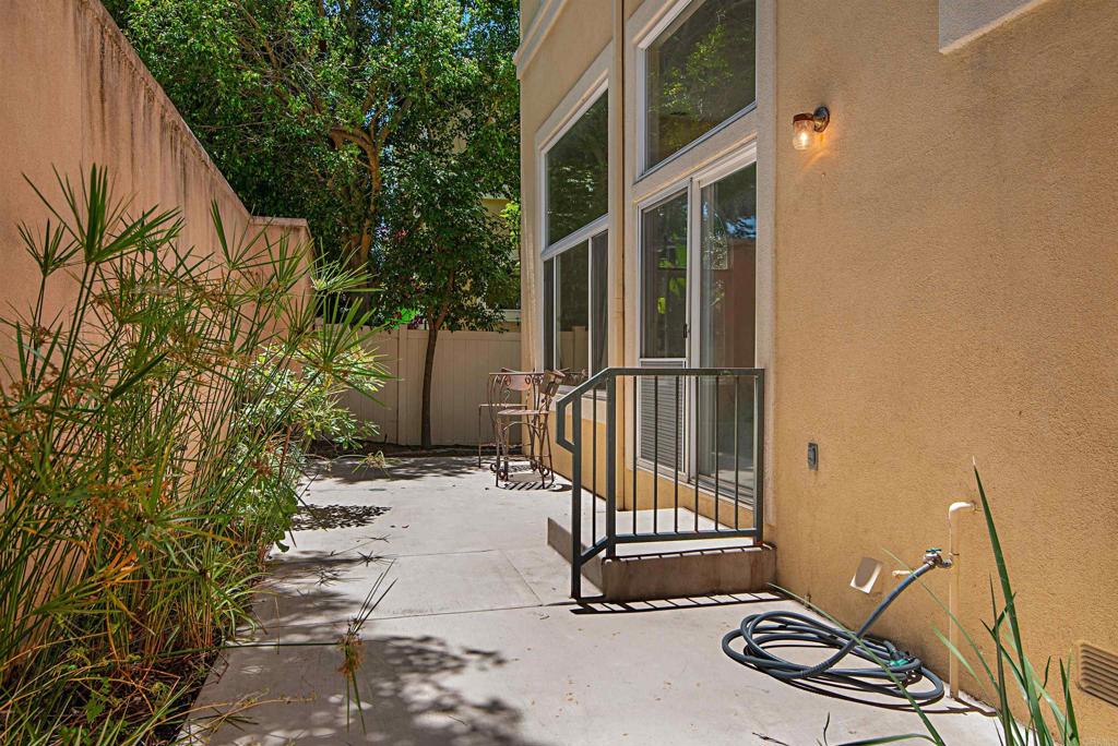 San Diego, California, 92130, United States, 4 Bedrooms Bedrooms, ,4 BathroomsBathrooms,Residential,For Sale,1885282