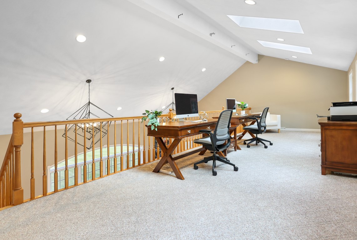 Derry, New Hampshire, 03038, United States, 3 Bedrooms Bedrooms, ,3 BathroomsBathrooms,Residential,For Sale,1886983