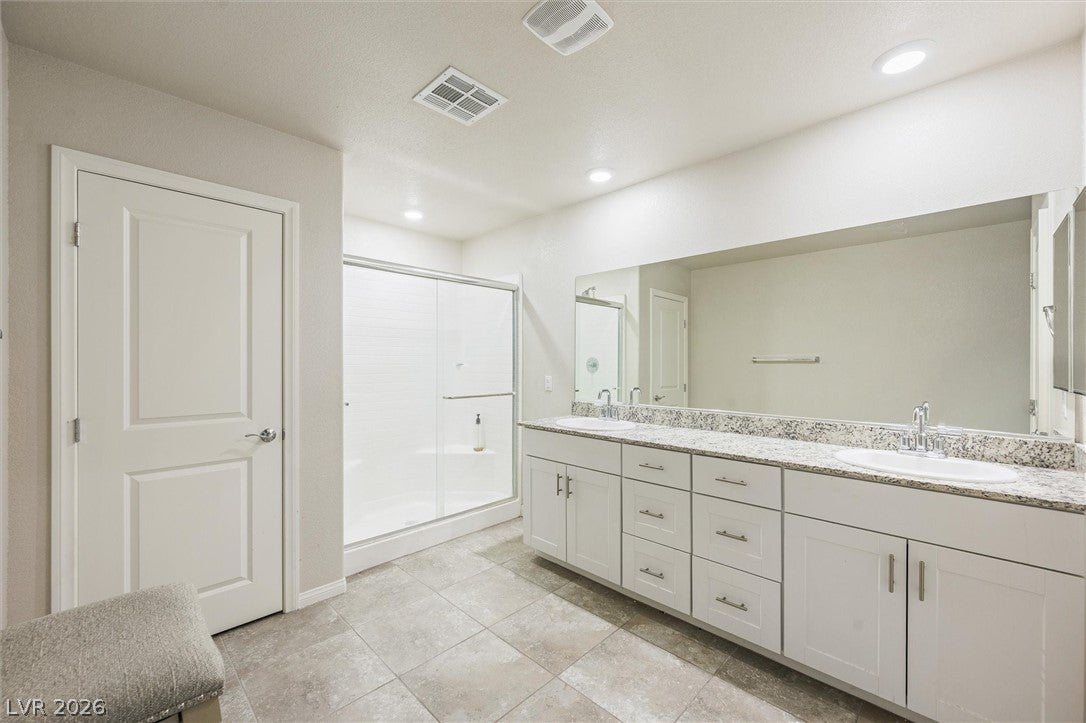 North Las Vegas, Nevada, 89032, United States, 5 Bedrooms Bedrooms, ,1 BathroomBathrooms,Residential,For Sale,2049129