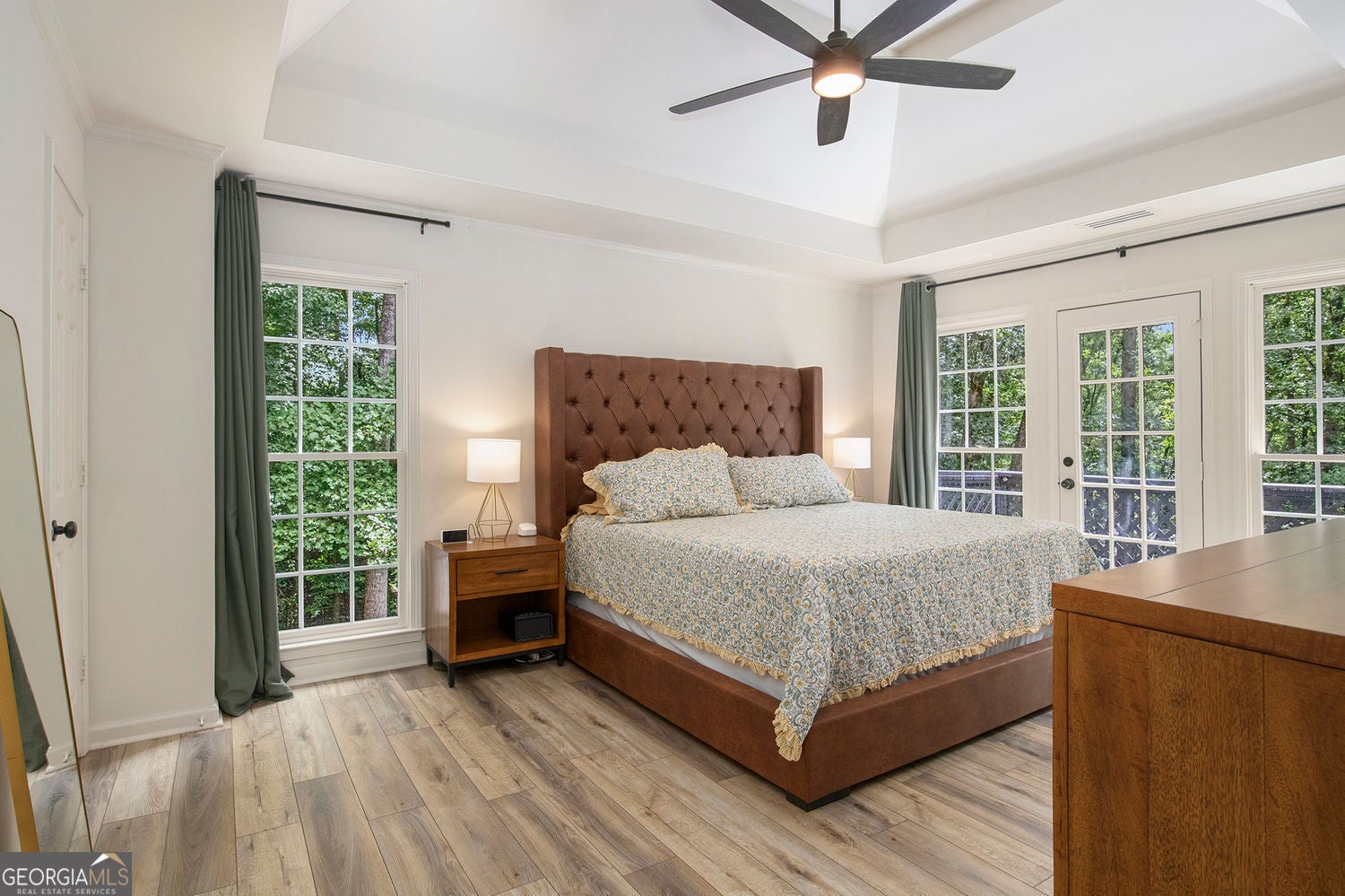 Flowery Branch, Georgia, 30542, United States, 5 Bedrooms Bedrooms, ,4 BathroomsBathrooms,Residential,For Sale,1914640