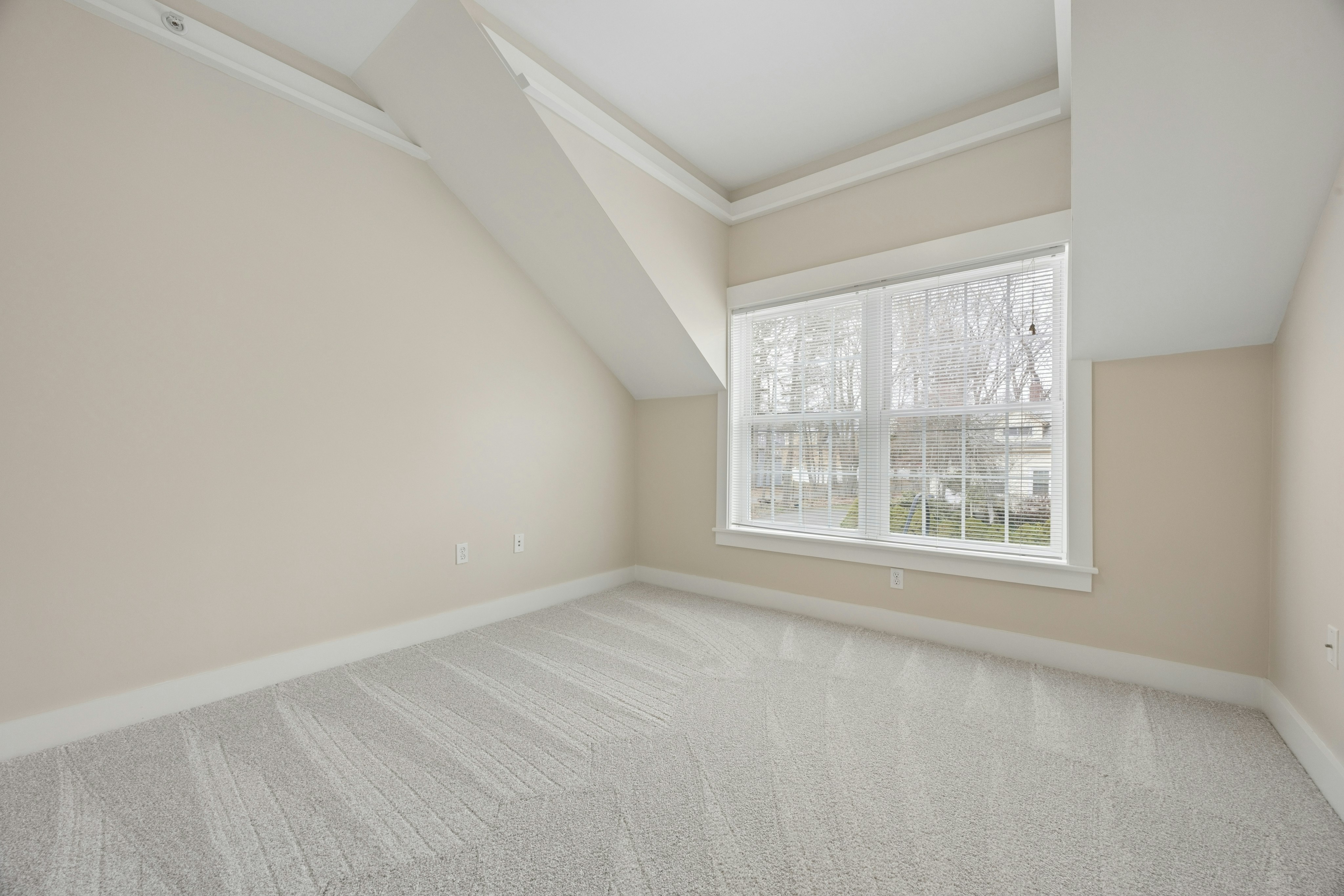  54 Loomis Street Unit 1203, Bedford, MA 01730 - 物件實景