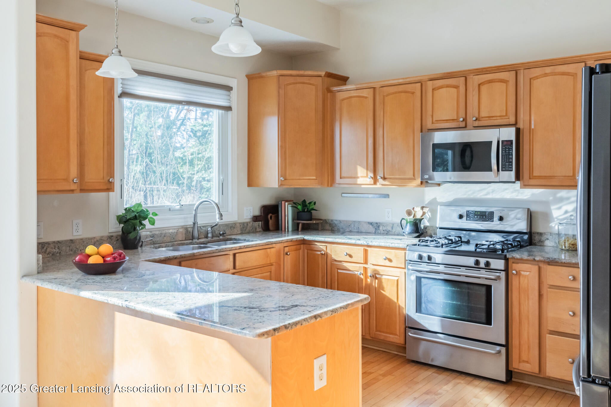 East Lansing, Michigan, 48823, United States, 5 Bedrooms Bedrooms, ,3 BathroomsBathrooms,Residential,For Sale,1991518