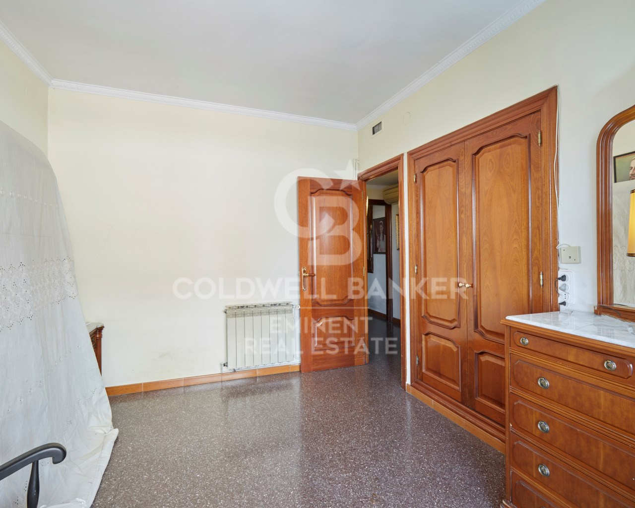 Barcelona, Catalonia, ES, 4 Bedrooms Bedrooms, ,2 BathroomsBathrooms,Residential,For Sale,1829599